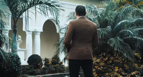 Frank Reyes   Como Hojas al Viento  Official Music Video 
