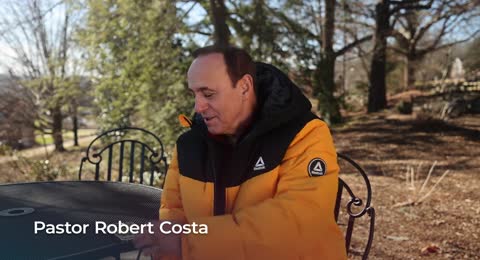 Toda Palabra     Qu   dice tu car  cter acerca de ti   720p 