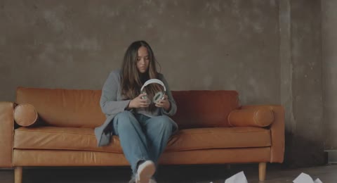  marianafarinha   BARULHO   FILME COMPLETO  480p 