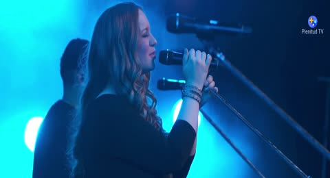 Christine D Clario   Incontrolable Amor  Ft  Edward Rivera   online video cutter com 