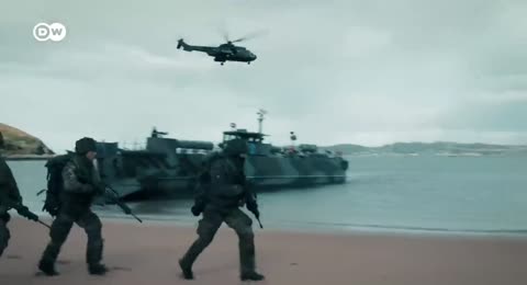 Drones y armas autom  ticas     Qu   poder defensivo tienen las tropas de la OTAN    DW Documental