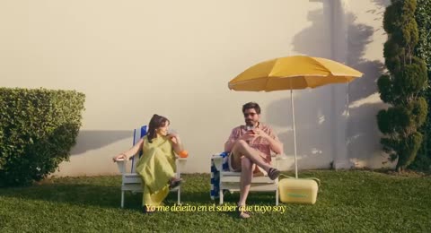 Sol en d  a nublado   Majo y Dan   Vaes  Video Oficial 