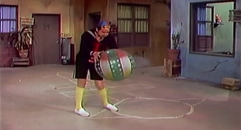 El Chavo Del 8   1974   Temporada 1974   24   Los Locos Y la Cruz Roja mp4  el chavo del 8 1974 temporada 1974 27 los yeseros   El Chavo Del 8   1974   Temporada 1974   24   Los Locos Y la Cruz Roja mp4 