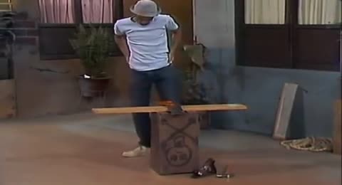 El Chavo Del 8   1974   Temporada 1974   3   Don Ram  n Carpintero mp4  el chavo del 8 1974 temporada 1974 27 los yeseros   El Chavo Del 8   1974   Temporada 1974   3   Don Ram  n Carpintero mp4 
