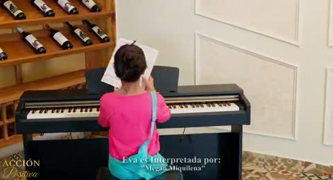 Pidi   tocar el piano a cambio de comida lo que pas   despu  s dej   a todos en shock