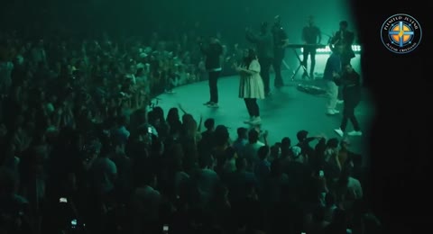 Esa Es La Raz  n   ft  Christine D   Clario  Miel San