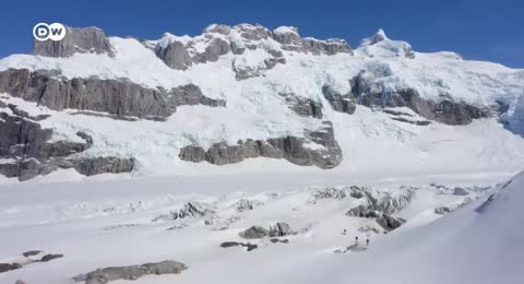 Investigaci  n clim  tica al l  mite   El campo de hielo de la Patagonia   DW Documental