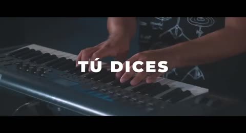 TWICE M  SICA   T   dices feat  Valeria Far  as  LAUREN DAIGLE   You Say en espa  ol 