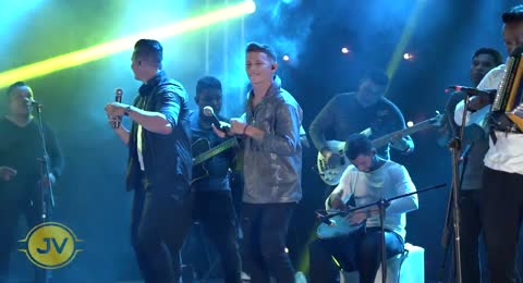 DESPUES DE TANTOS A  OS     JORGE GONZALEZ   el Nuevo cantante de los Diablitos 720P HD 