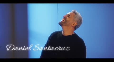 Daniel Santacruz  Olga Ta    n   Soltemos Al Mundo  Official Video  720P HD 