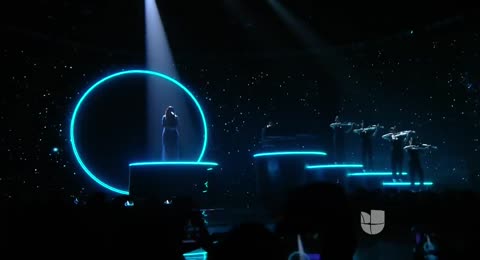 Laura Pausini   En Cambio No  La Banda Final 2016   1 