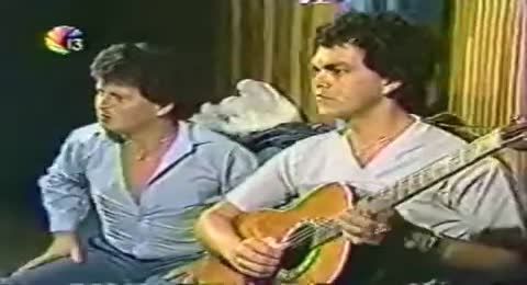 Los Alegrisimos Solo como amigos   Canal Pura Vida