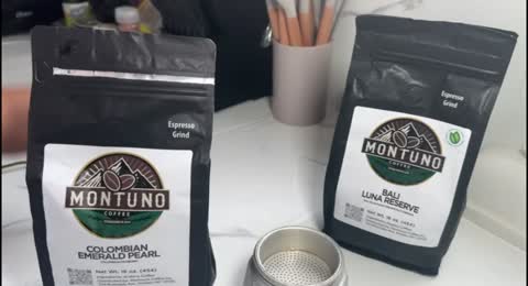 Paula Munnigh Tasting Colombia Emerald Pearl English