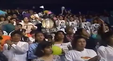 Alejandra Guzm  n Mala Hierba  1993 