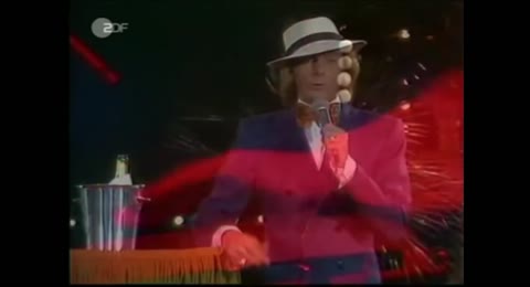 BARRY MANILOW   copacabana HD   Doutico