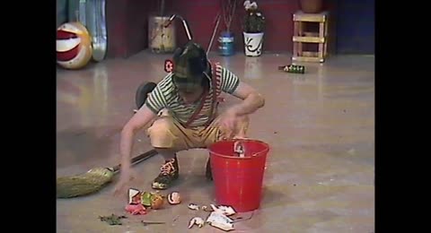 Chaves S01E02 Pintores Amadores   O Lixo   O Homem Das Mil Caras 720p WEB DL AAC2 0 x264 Tars