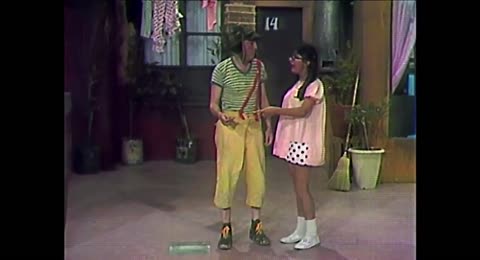 Chaves S01E04 As Moedas   O Surto De Catapora   O Dedo Duro 720p WEB DL AAC2 0 x264 Tars