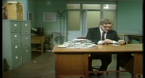 Ver 05x00 Benny Hill mkv