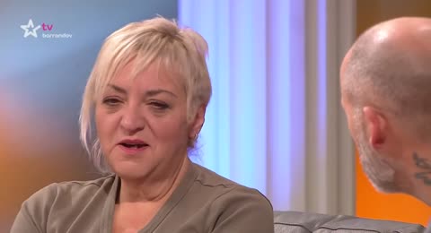 Nebezpe  n   vztahy live  2017 64    Rizika t  hotenstv  