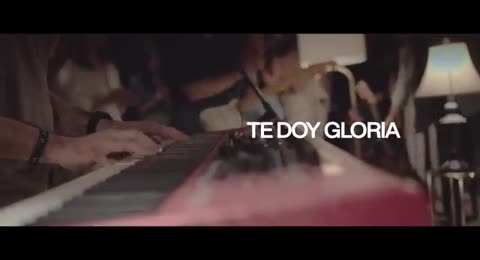 Te doy Gloria   Omar Rodr  guez Video Oficial