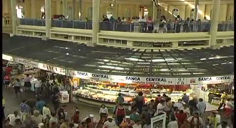 NA   A Tradi    o do Bar   do Mercado    Document  rio Completo   Porto Alegre   RS